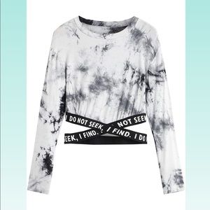 SweatyRocks Women's Waist Round Neck Tie Dye Long Sleeve Crop Top T-Shirt